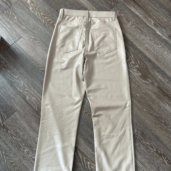 Abercrombie & Fitch Women's Tan and Cream Trousers - Picture 4 of 5